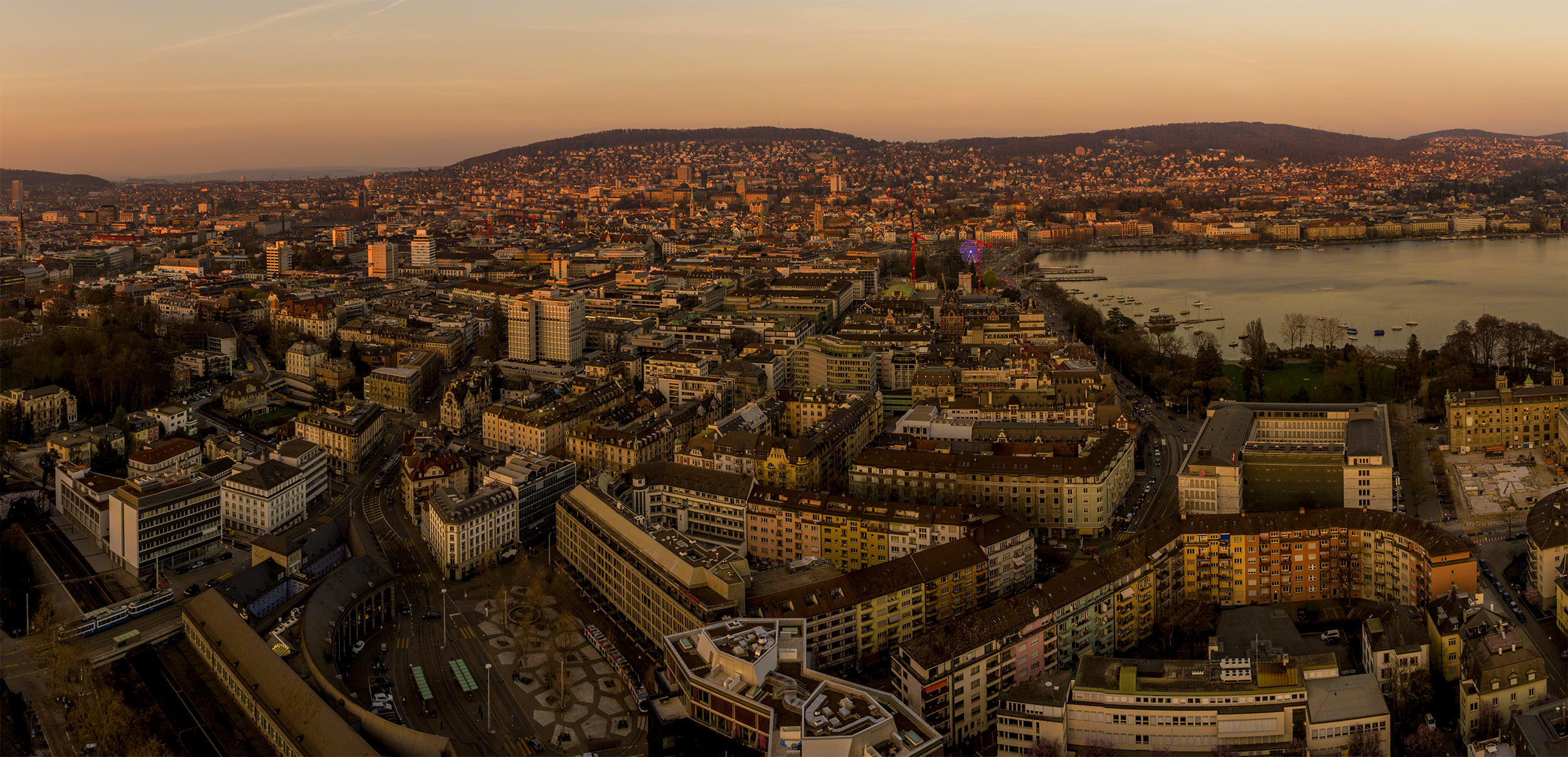 Luftaufnahme von Zürich Enge Richtung Stadt